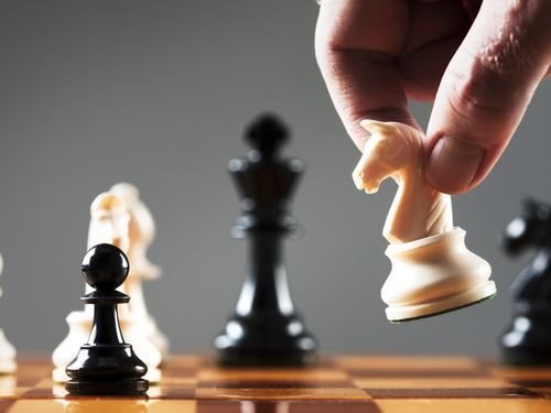 تفسير رؤية لعبة الشطرنج في المنام أو الحلم